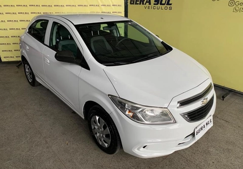 Chevrolet Onix 2015 Branco — foto 1 de 3