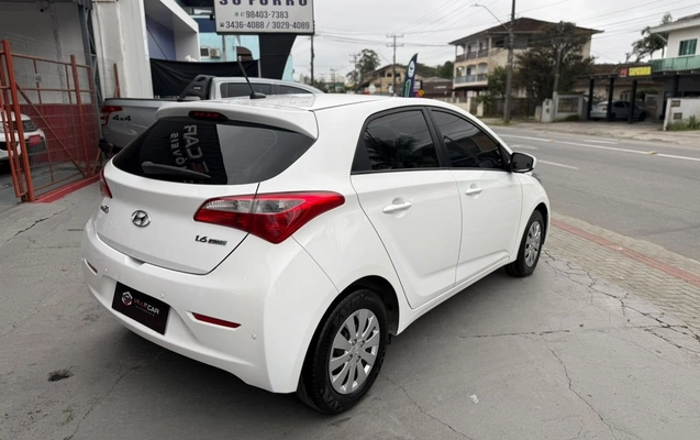 imagem-https://www.socarrao.com.br/sc-vehicle-images-prod/4289407/1791290796030-5a83ef849f3542c2be78eb599d6edf45_1791290736574.jpg