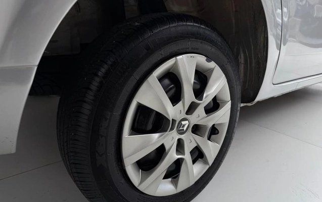 imagem-https://www.socarrao.com.br/sc-vehicle-images-prod/4289437/1791291739084-8540745_14_B_009d0e5cd0.jpeg