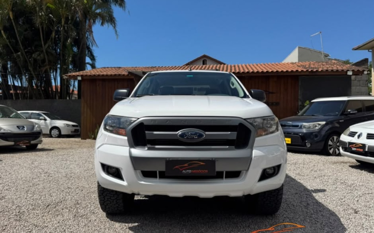 imagem-https://www.socarrao.com.br/sc-vehicle-images-prod/4289445/1791292020345-Mi5qcGVn.jpeg