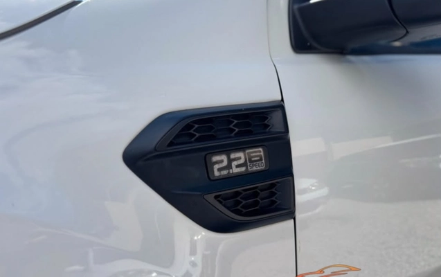 imagem-https://www.socarrao.com.br/sc-vehicle-images-prod/4289445/1791292023362-MjIuanBlZw.jpeg