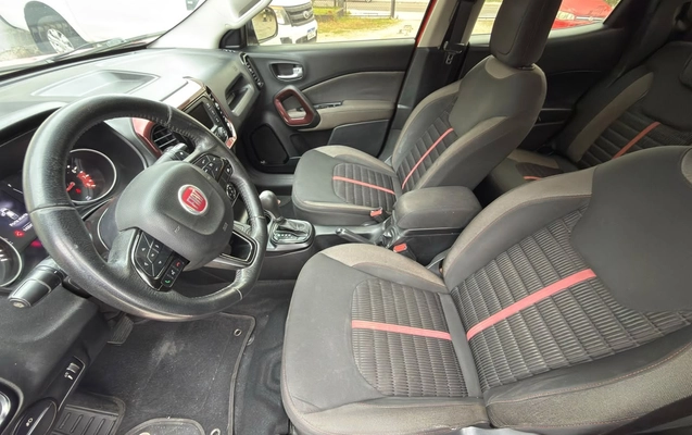 imagem-https://www.socarrao.com.br/sc-vehicle-images-prod/4289448/1791292083659-ecc1cdeb-f49e-41c9-8c60-2909a0257fd3.jpg