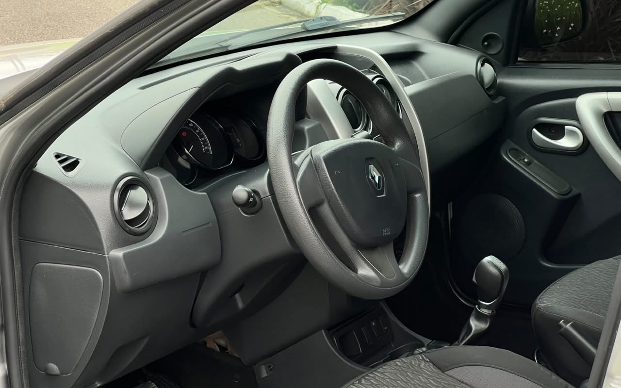 imagem-https://www.socarrao.com.br/sc-vehicle-images-prod/4289467/1791292585266-V2hhdHNBcHAgSW1hZ2UgMjAyNi0xMC0wMiBhdCAxNi4wNC41NSAoMikuanBlZw.jpeg