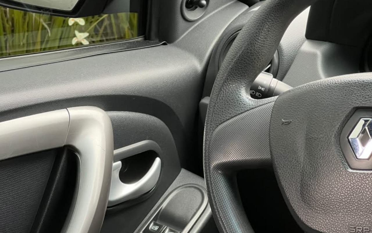 imagem-https://www.socarrao.com.br/sc-vehicle-images-prod/4289467/1791292585433-V2hhdHNBcHAgSW1hZ2UgMjAyNi0xMC0wMiBhdCAxNi4wNC41NiAoMSkuanBlZw.jpeg