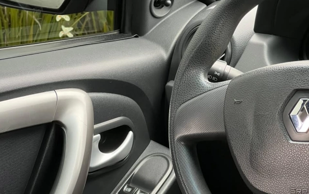 imagem-https://www.socarrao.com.br/sc-vehicle-images-prod/4289467/1791292585433-V2hhdHNBcHAgSW1hZ2UgMjAyNi0xMC0wMiBhdCAxNi4wNC41NiAoMSkuanBlZw.jpeg