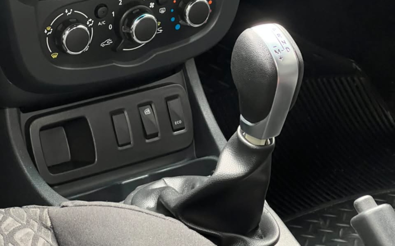 imagem-https://www.socarrao.com.br/sc-vehicle-images-prod/4289467/1791292585974-V2hhdHNBcHAgSW1hZ2UgMjAyNi0xMC0wMiBhdCAxNi4wNC41OS5qcGVn.jpeg