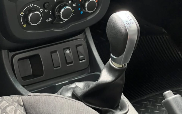 imagem-https://www.socarrao.com.br/sc-vehicle-images-prod/4289467/1791292585974-V2hhdHNBcHAgSW1hZ2UgMjAyNi0xMC0wMiBhdCAxNi4wNC41OS5qcGVn.jpeg