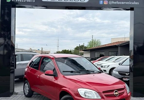 Chevrolet Celta 2011 Vermelho — foto 1 de 3