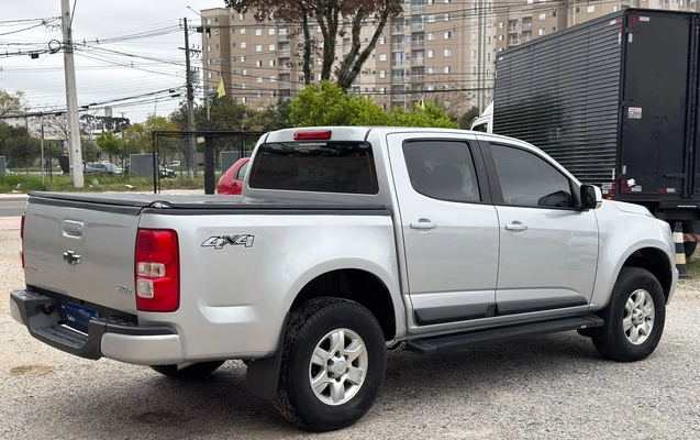 imagem-https://www.socarrao.com.br/sc-vehicle-images-prod/4289474/1791292718719-46be242e-ea60-42a1-9593-b01f0c9f14e3.jpg