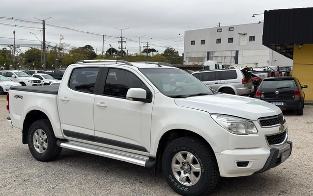imagem-https://www.socarrao.com.br/sc-vehicle-images-prod/4289477/1791292734466-3ade14d7-a904-4d4f-9674-8429234e2bc5.jpg