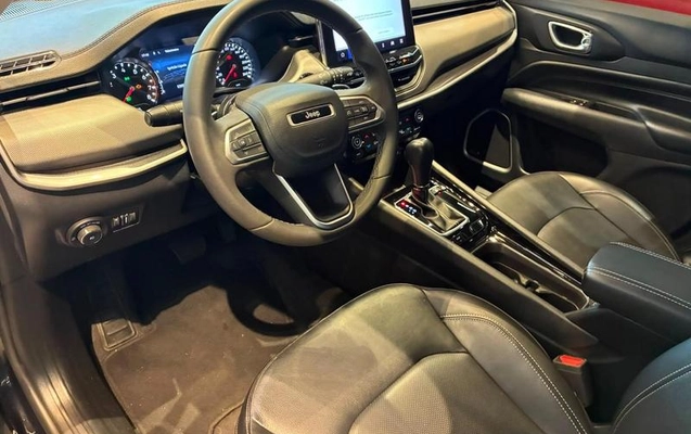 imagem-https://www.socarrao.com.br/sc-vehicle-images-prod/4289496/1791318054900-8530431_13_B_395afac1d4.jpeg