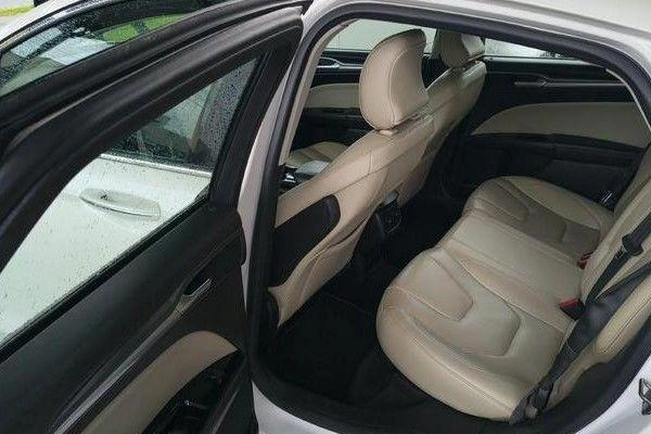 imagem-https://www.socarrao.com.br/sc-vehicle-images-prod/4289503/1791398328071-8545301_13_B_a3fbe1ccee.jpeg