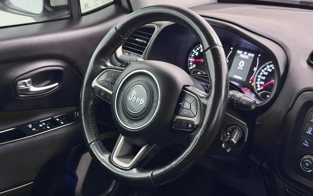 imagem-https://www.socarrao.com.br/sc-vehicle-images-prod/4289505/1791293889936-415d2a7f026b44f9a964adf7842ed6e4_1791208576315.jpg