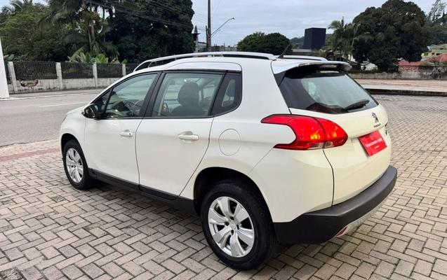 imagem-https://www.socarrao.com.br/sc-vehicle-images-prod/4289507/1791293915105-35e5aa0c-0672-4b52-a9e5-47cc6cbcd5ad.jpg
