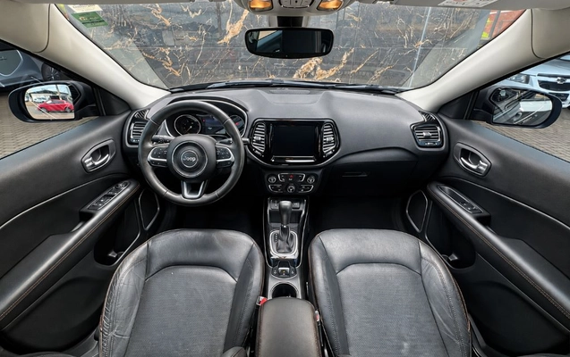 imagem-https://www.socarrao.com.br/sc-vehicle-images-prod/4289519/1792671990886-gb-391edb3.jpeg