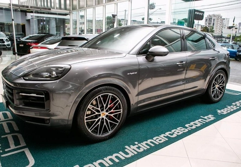 Porsche Cayenne 2024 Cinza — foto 1 de 3