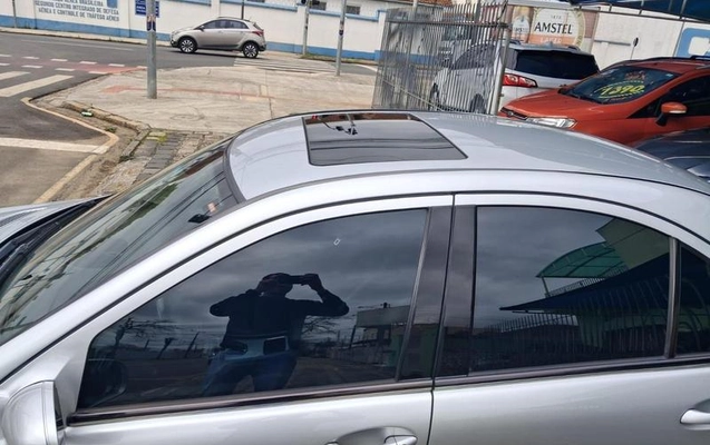 imagem-https://www.socarrao.com.br/sc-vehicle-images-prod/4289544/1791294741399-8546891_5_B_ed8ebe00cf.jpeg