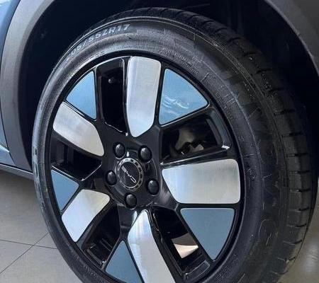 imagem-https://www.socarrao.com.br/sc-vehicle-images-prod/4289551/1791311198671-8427436_12_B_d51b18b363.jpeg