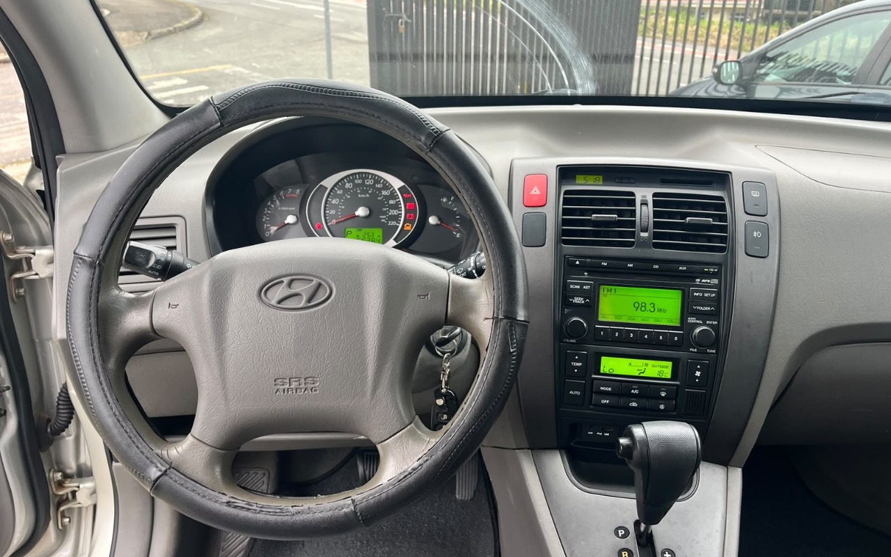 imagem-https://www.socarrao.com.br/sc-vehicle-images-prod/4289607/1791296422647-ZjA1YzdkNmYtMTMxYS00NDFiLThjYzYtNDQzYjliYTg2NGMxLmpwZWc.jpeg