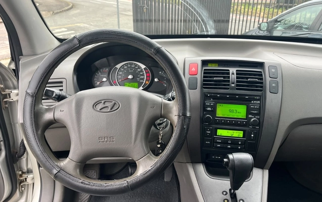 imagem-https://www.socarrao.com.br/sc-vehicle-images-prod/4289607/1791296422647-ZjA1YzdkNmYtMTMxYS00NDFiLThjYzYtNDQzYjliYTg2NGMxLmpwZWc.jpeg