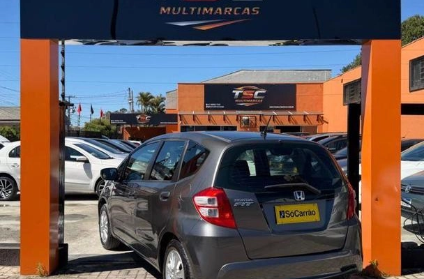 imagem-https://www.socarrao.com.br/sc-vehicle-images-prod/4289612/1791300201296-8489606_8_B_fd44fc451a.jpeg
