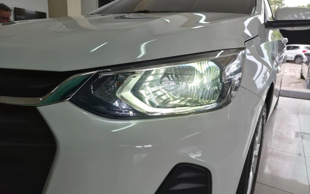 imagem-https://www.socarrao.com.br/sc-vehicle-images-prod/4289614/1791640851399-8544746_0_B_bacc39173f.jpeg