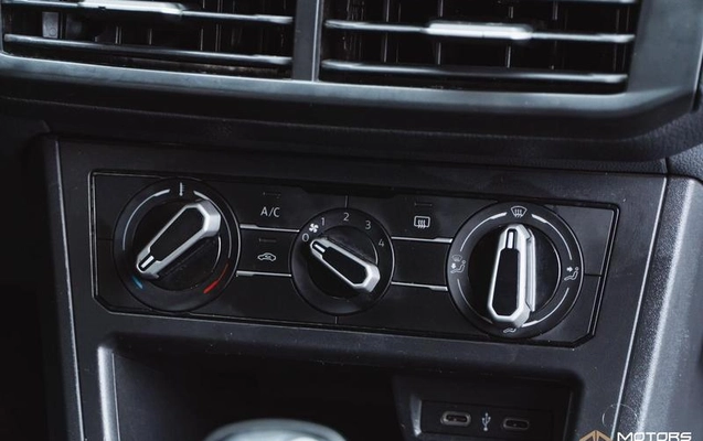 imagem-https://www.socarrao.com.br/sc-vehicle-images-prod/4289621/1791296880125-8547104_8_B_9190a97005.jpeg