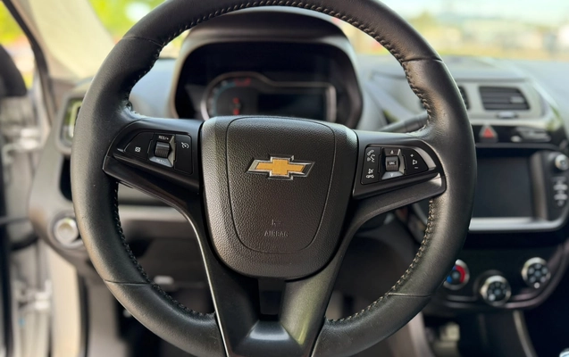 imagem-https://www.socarrao.com.br/sc-vehicle-images-prod/4289625/1791382962119-4336b2bc-f258-4a6c-9cf8-562b9a06fcbc.jpg