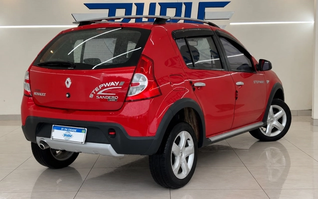imagem-https://www.socarrao.com.br/sc-vehicle-images-prod/4289631/1791297215398-4_113319.jpg