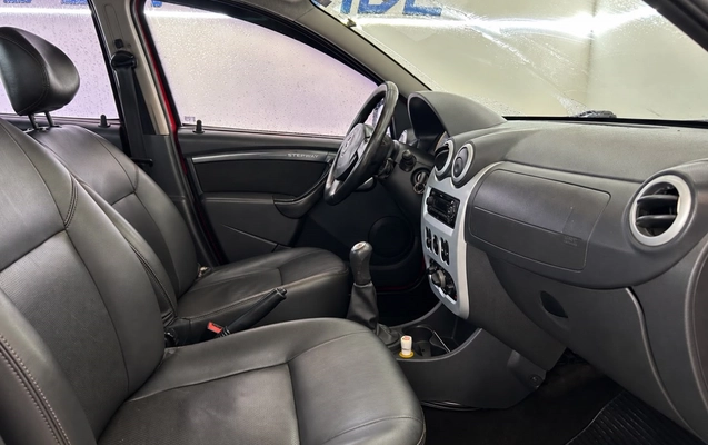 imagem-https://www.socarrao.com.br/sc-vehicle-images-prod/4289631/1791297215400-8_113319.jpg