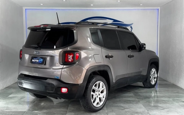 imagem-https://www.socarrao.com.br/sc-vehicle-images-prod/4289637/1791297387379-4_104753.jpg