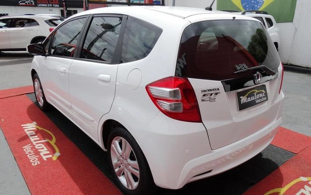 imagem-https://www.socarrao.com.br/sc-vehicle-images-prod/4289642/1791395978985-8525631_4_B_4d00824767.jpeg