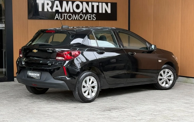 imagem-https://www.socarrao.com.br/sc-vehicle-images-prod/4289652/1791297824517-003_072754e1f80b2a0e1551860aa68c2088.jpg