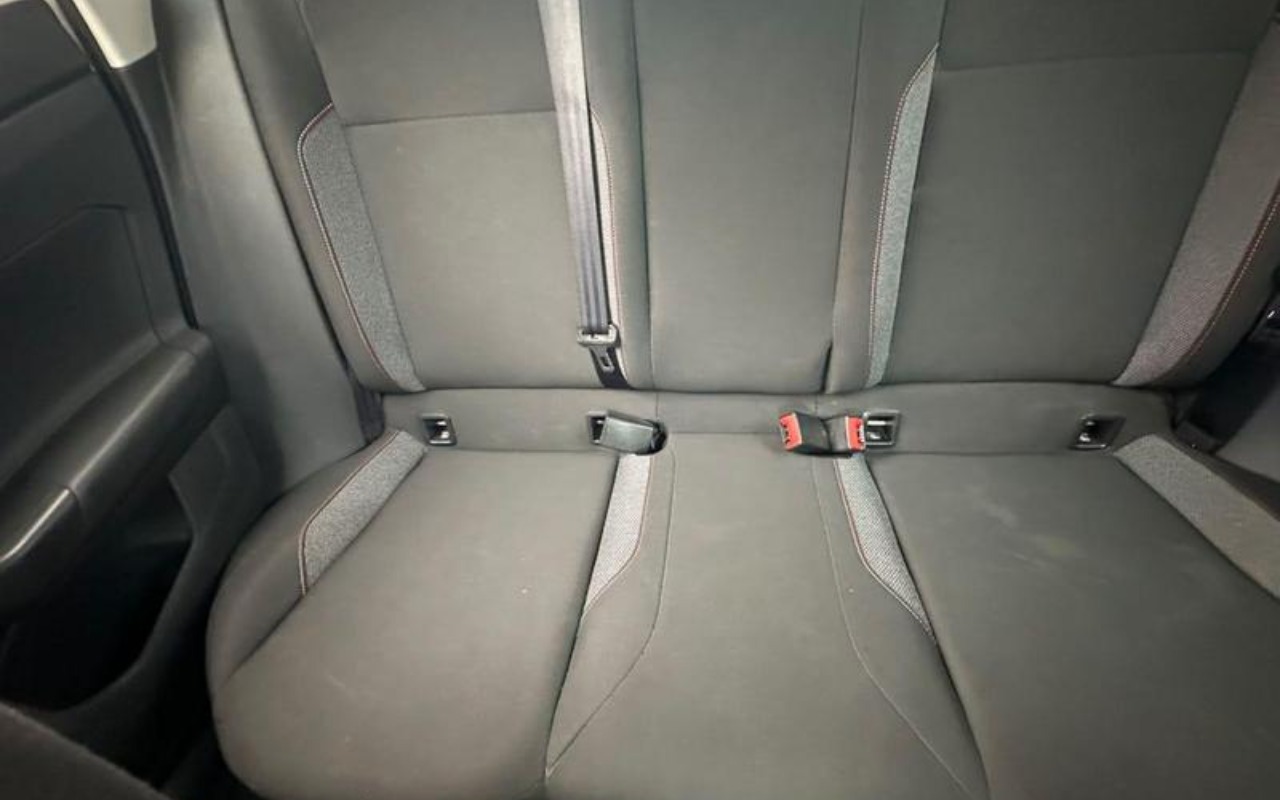 imagem-https://www.socarrao.com.br/sc-vehicle-images-prod/4289679/1791298420047-ODQ3MjcxOF8wX0JfMjg4MjViZWUyYy5qcGVn.jpeg