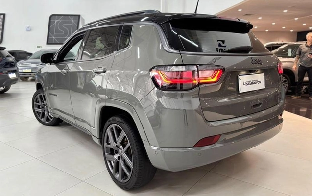 imagem-https://www.socarrao.com.br/sc-vehicle-images-prod/4289694/1791298723930-8547357_19_B_0efbe98964.jpeg