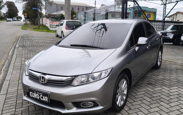 imagem-https://www.socarrao.com.br/sc-vehicle-images-prod/4289696/1791298788502-Q0lWSUMgTFhTIDIwMTMgMDEuanBn.jpg