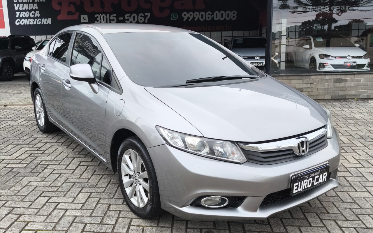 imagem-https://www.socarrao.com.br/sc-vehicle-images-prod/4289696/1791298788780-Q0lWSUMgTFhTIDIwMTMgMDUuanBn.jpg