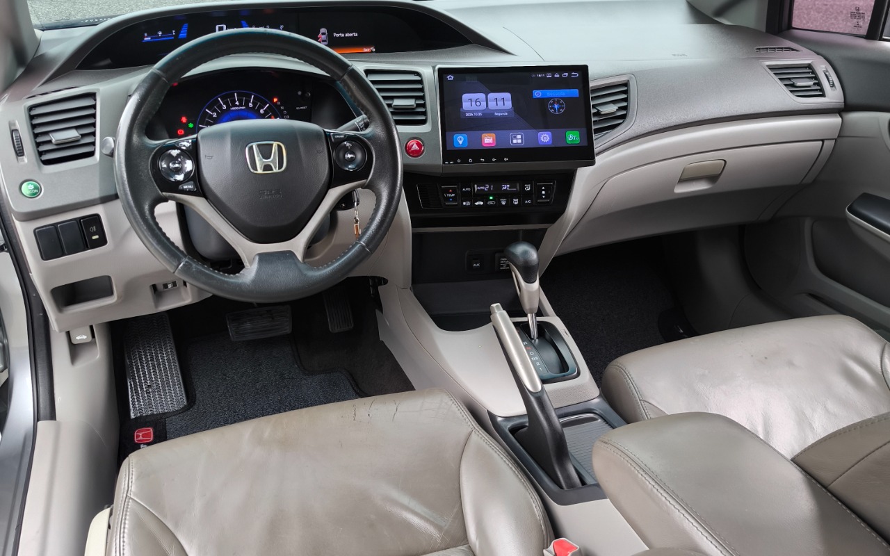 imagem-https://www.socarrao.com.br/sc-vehicle-images-prod/4289696/1791298789413-Q0lWSUMgTFhTIDIwMTMgMTMuanBn.jpg
