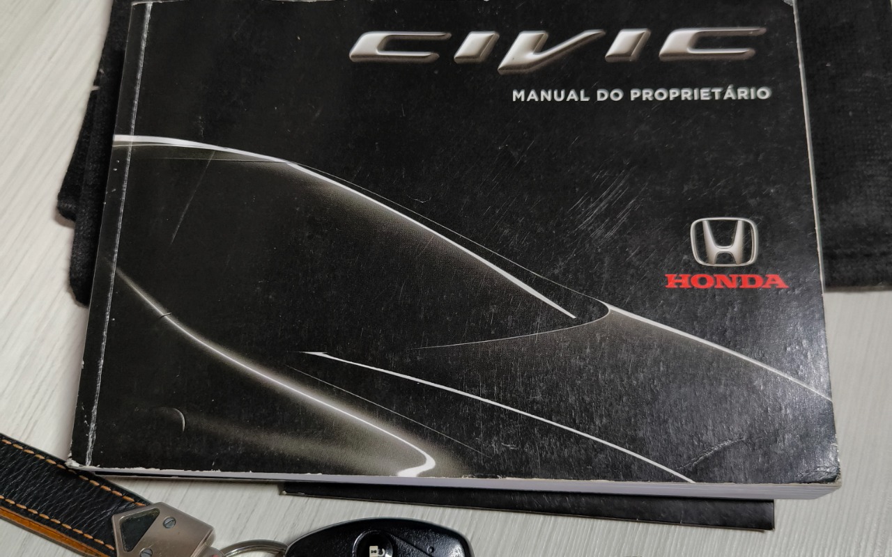 imagem-https://www.socarrao.com.br/sc-vehicle-images-prod/4289696/1791298789620-Q0lWSUMgTFhTIDIwMTMgMTYuanBn.jpg