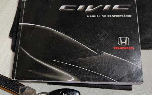imagem-https://www.socarrao.com.br/sc-vehicle-images-prod/4289696/1791298789620-Q0lWSUMgTFhTIDIwMTMgMTYuanBn.jpg