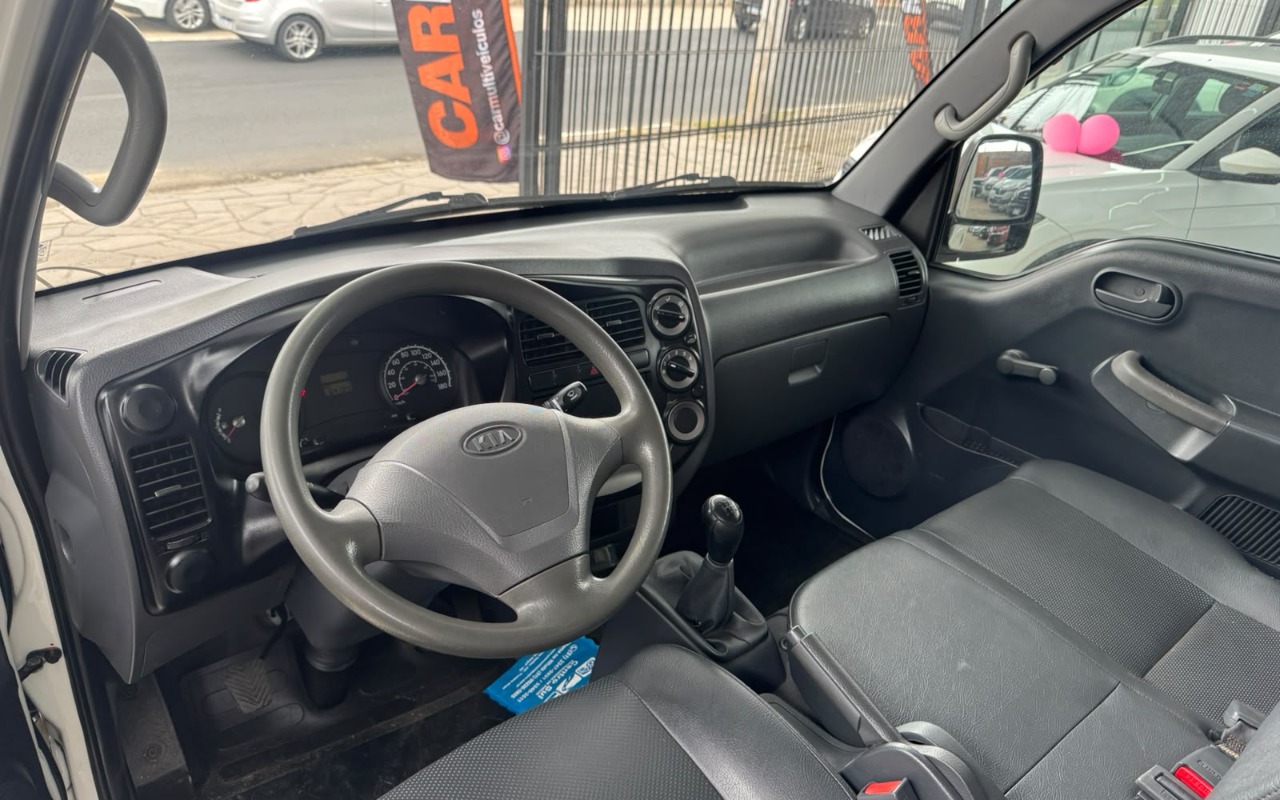 imagem-https://www.socarrao.com.br/sc-vehicle-images-prod/4289704/1791299020213-V2hhdHNBcHAgSW1hZ2UgMjAyNi0xMC0wNiBhdCAxMS4yNS40NCAoNCkuanBlZw.jpeg