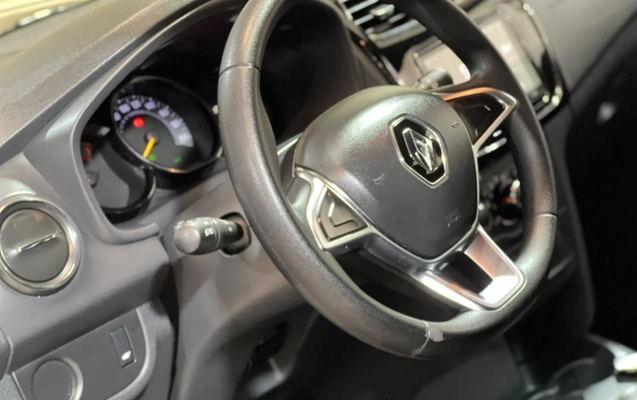 imagem-https://www.socarrao.com.br/sc-vehicle-images-prod/4289709/1791299078522-vmhjyJO91DTcTHiSTTAsP7yxcjhrTdqd.jpg
