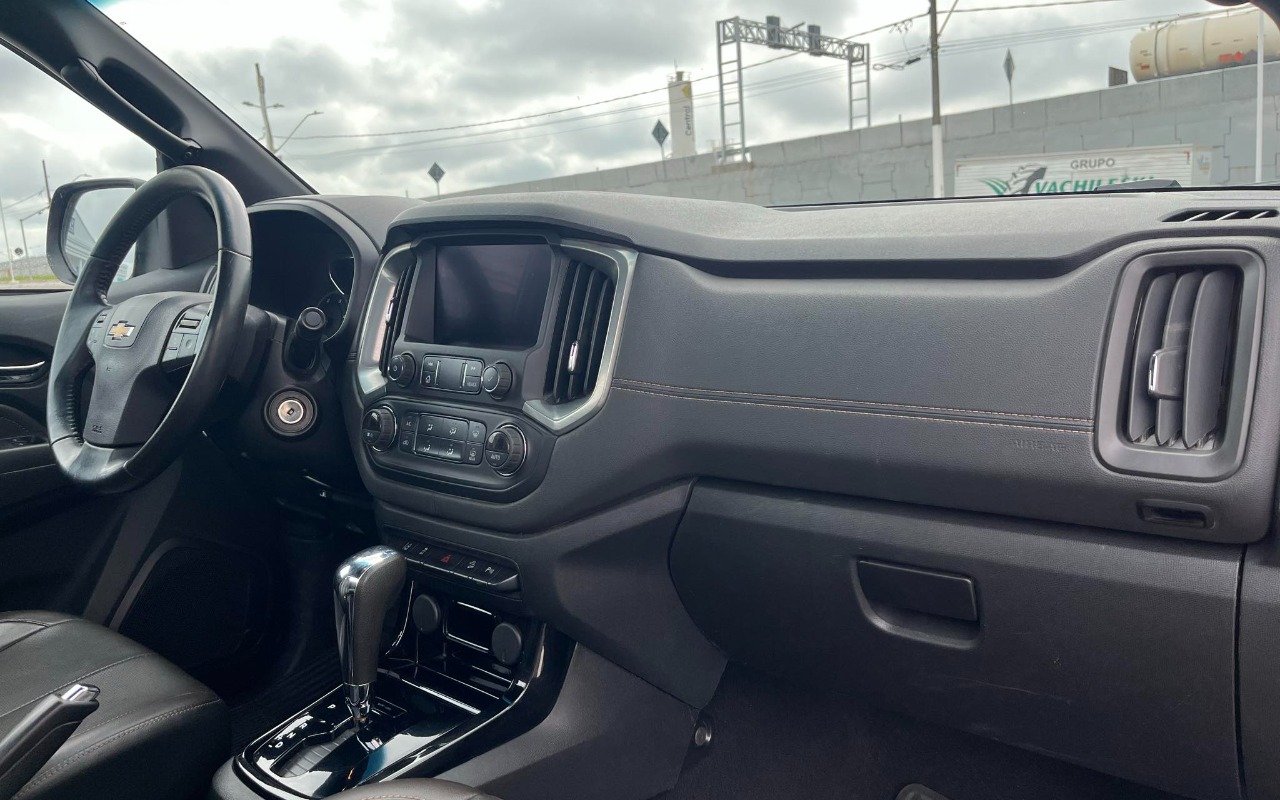 imagem-https://www.socarrao.com.br/sc-vehicle-images-prod/4289716/1791299380507-NWNiNmY4NjktNTE3OC00MjU3LTk4NjQtOGI0NGUxNDJjOWQ1LmpwZw.jpg