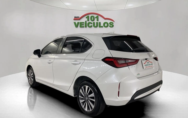 imagem-https://www.socarrao.com.br/sc-vehicle-images-prod/4289719/1791299786346-003_bcdb7e6372a84a90cb0864c57139a398.jpg