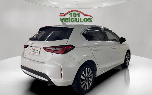 imagem-https://www.socarrao.com.br/sc-vehicle-images-prod/4289719/1791299786349-003_b02a2af0f5458dd5bd46a77a183a25a4.jpg