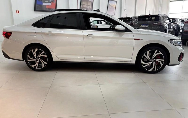 imagem-https://www.socarrao.com.br/sc-vehicle-images-prod/4289721/1791306301873-8547460_16_B_b48e2d9020.jpeg