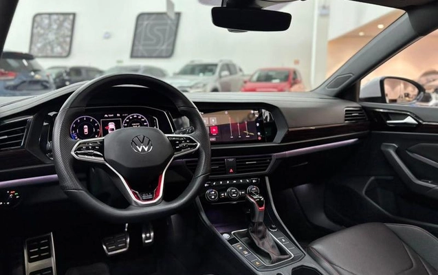 imagem-https://www.socarrao.com.br/sc-vehicle-images-prod/4289721/1791306301954-8547460_16_B_a85dd08193.jpeg