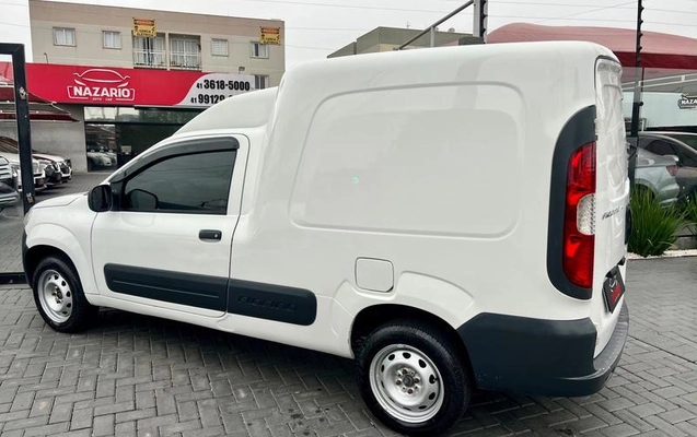 imagem-https://www.socarrao.com.br/sc-vehicle-images-prod/4289725/1791299975581-8525330_13_B_3d187c5fa1.jpeg