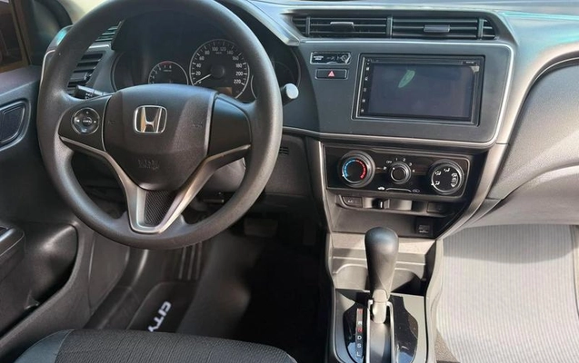 imagem-https://www.socarrao.com.br/sc-vehicle-images-prod/4289738/1791300435502-8217821_0_B_d7de056101.jpeg