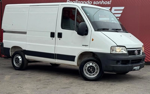imagem-https://www.socarrao.com.br/sc-vehicle-images-prod/4289764/1792503910189-8526742_9_B_8a527e1d63.jpeg